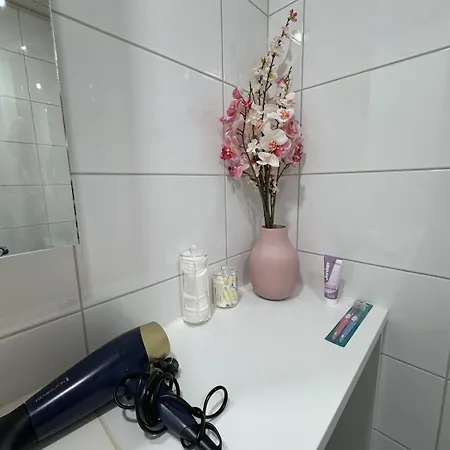 Super Cozy Only Steps From Metro & Redi! Self Check-in! Apartment Helsinki